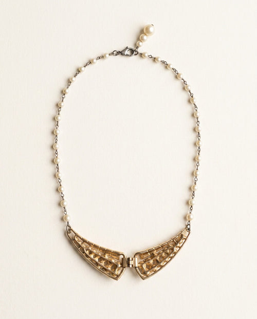 1950s-1960s Mid-Century Gold-Tone Pearl Bib Necklace with Articulated Bib Pendant - photo 2