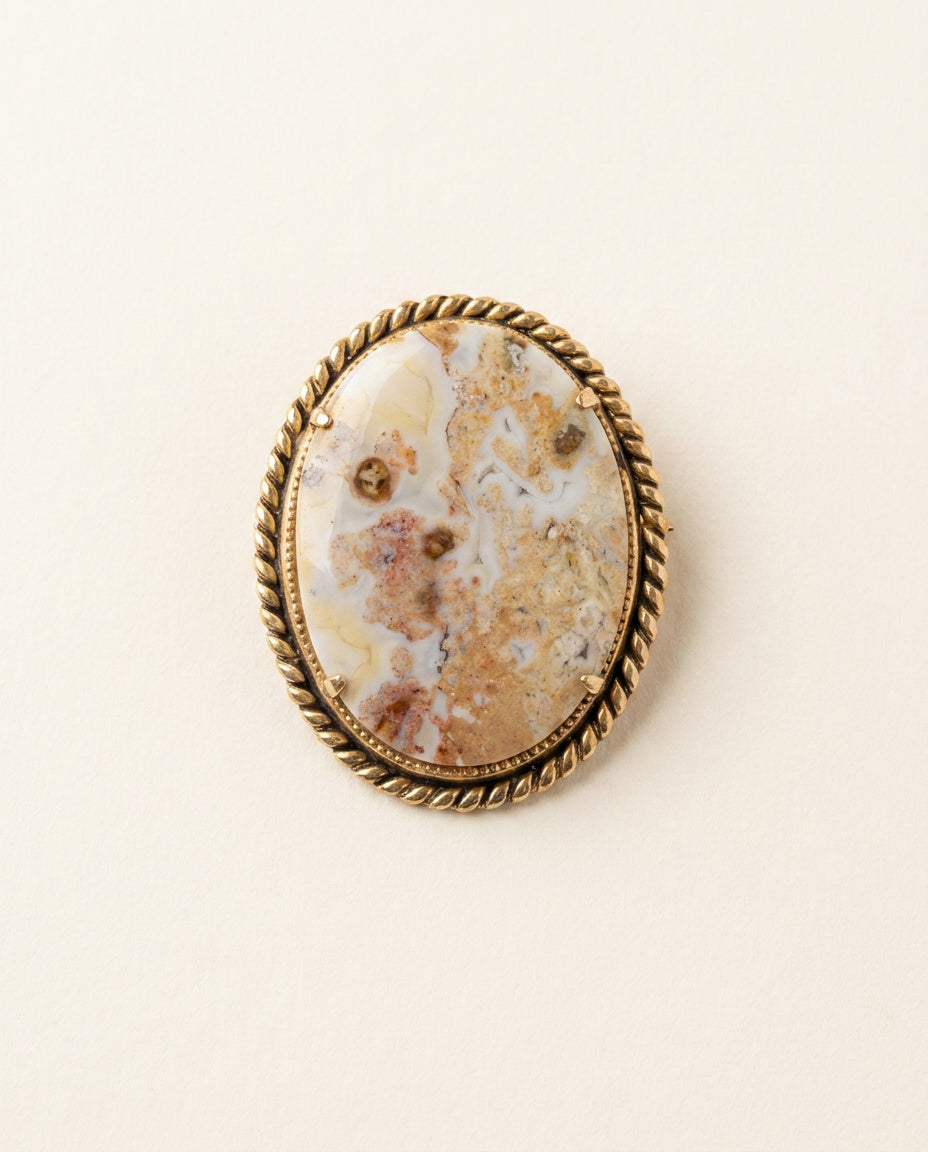 Mid-20th Century Gold-Tone Agate Cabochon Brooch - photo 1