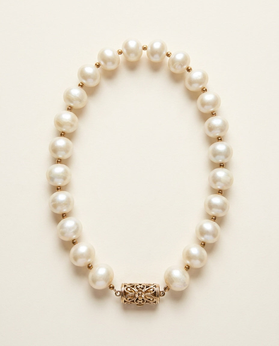Vintage Cream Pearl Beaded Necklace with Gold-Tone Clasp - photo 1