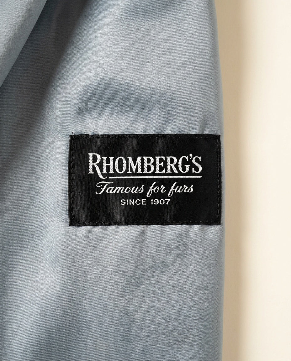 Rhomberg's Short Fur Jacket with Horizontal Banded Strips and Stand Collar - photo 3