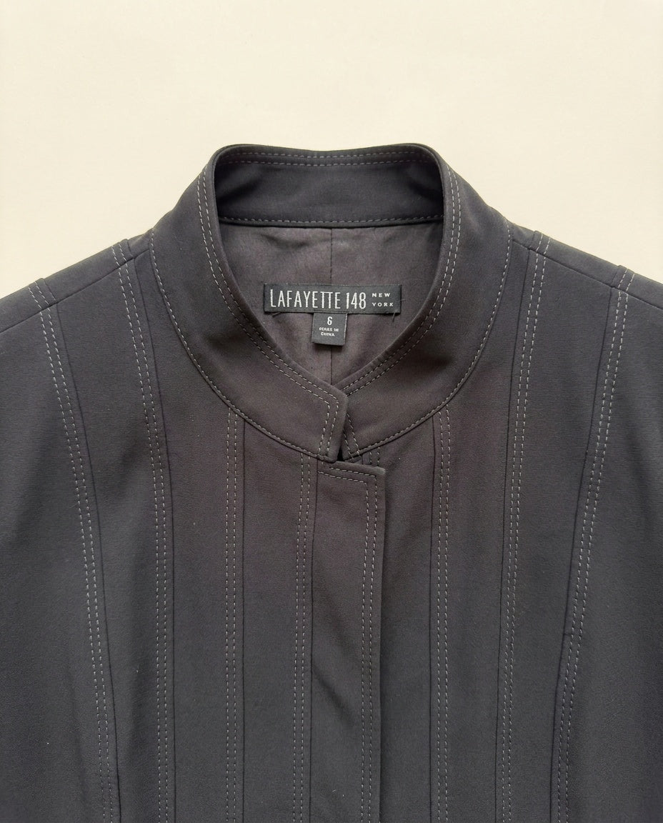 Lafayette 148 New York Charcoal Gray Cropped Structured Jacket with Topstitching and Pleated Hem - photo 3