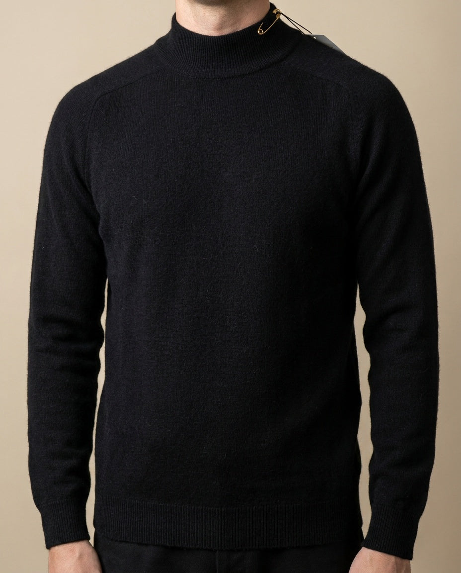 Outlander Black Mock-Neck Knit Pullover Sweater - photo 4