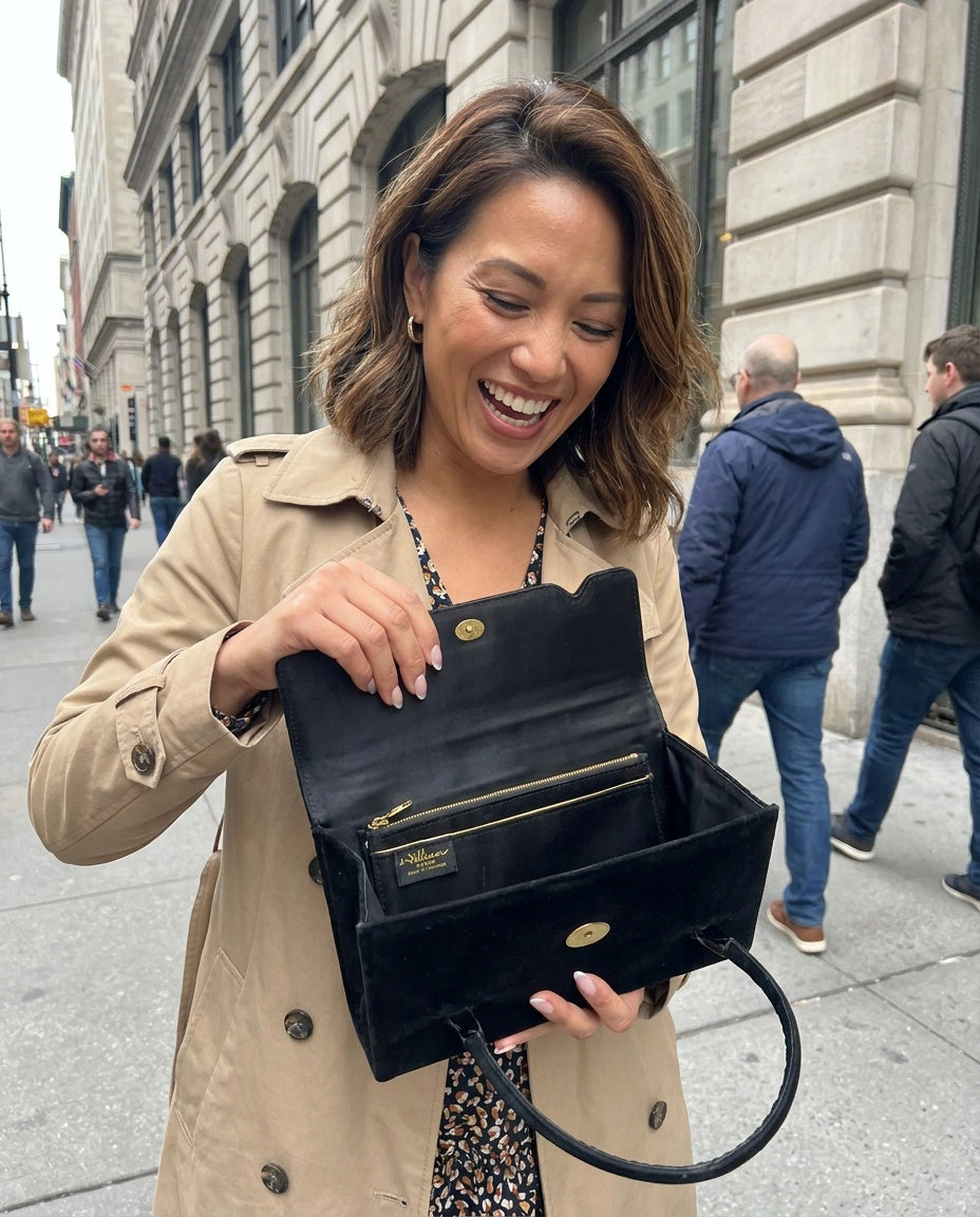 William Shoes Black Napped Velvet Structured Handbag - photo 4
