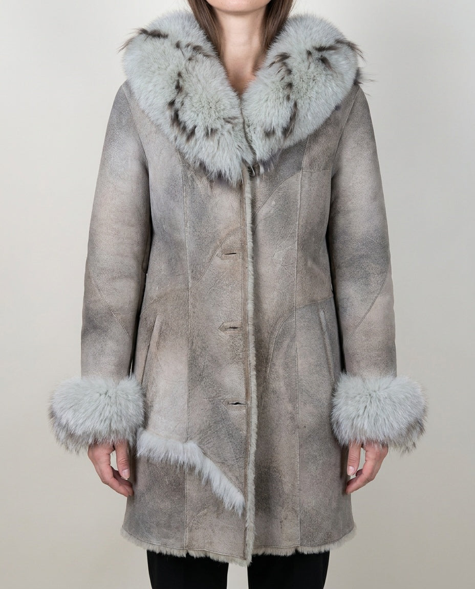 Mid-Century Shearling Coat with Suede Paneled Construction and Oversized Fur Trim - photo 4