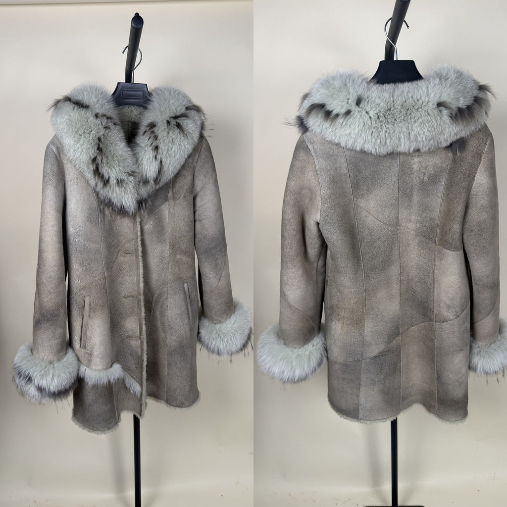 Mid-Century Shearling Coat with Suede Paneled Construction and Oversized Fur Trim - photo 5