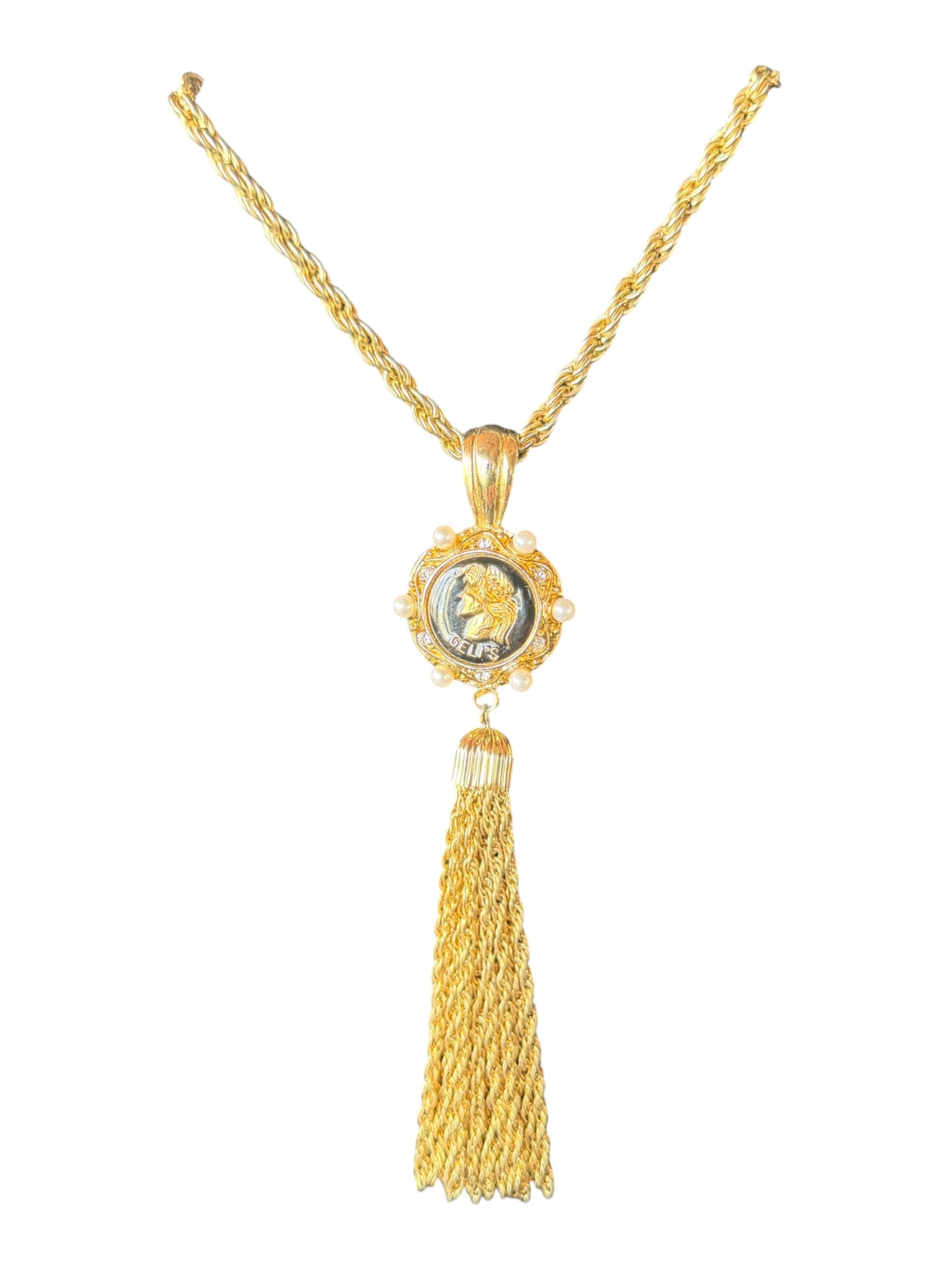 GELI'S Gold Necklace with Engraved Pendant and Pearl Accents