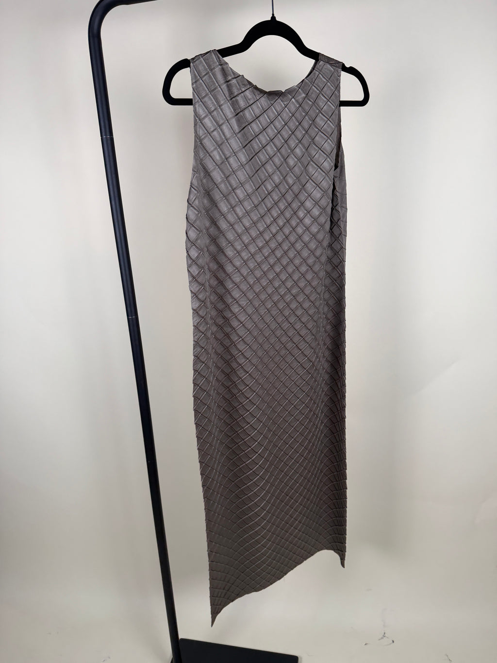 Lafayette 148 New York Grey Midi Shift Dress with Diamond Quilted Texture - photo 7