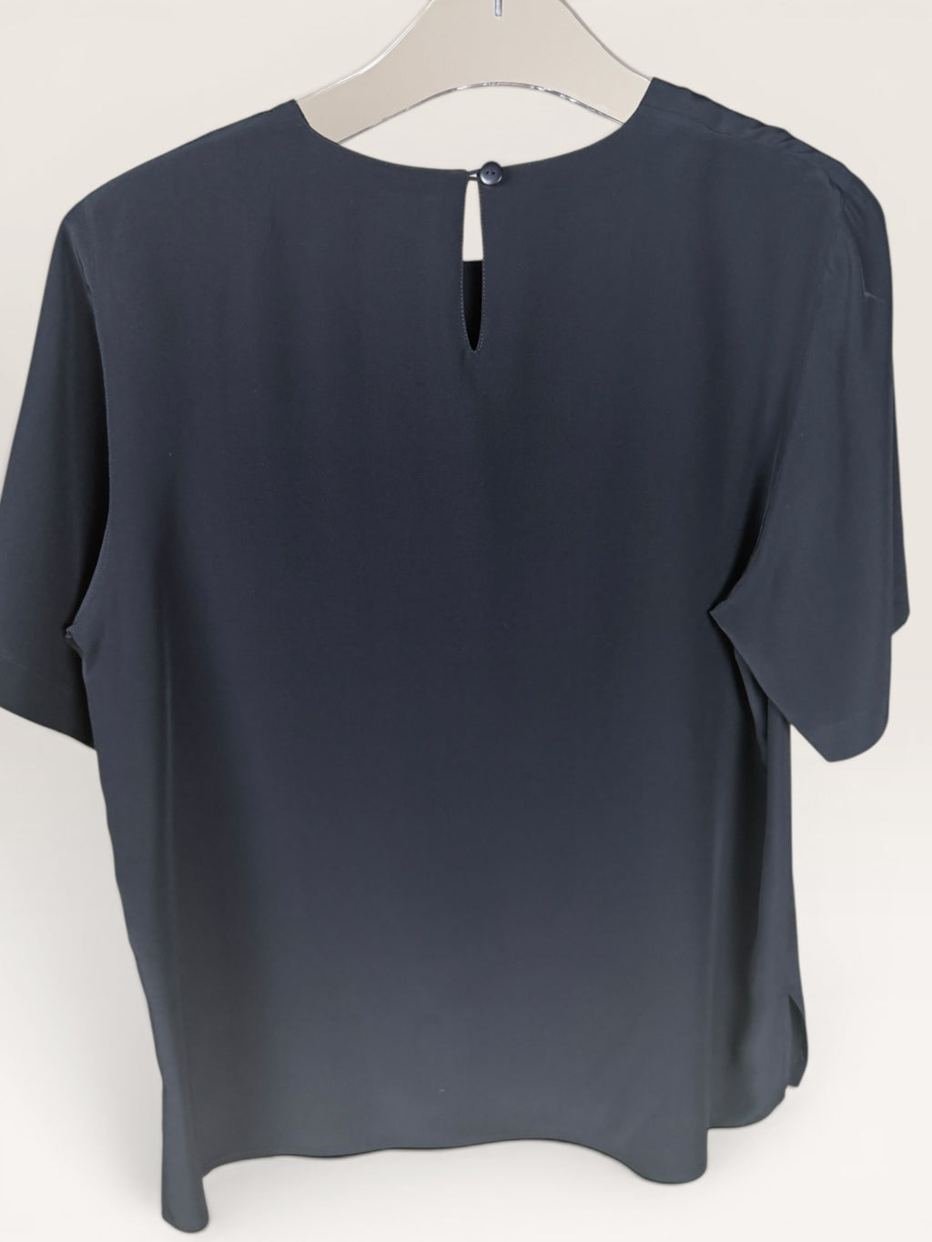 Galinda Wang Black Keyhole Back Blouse