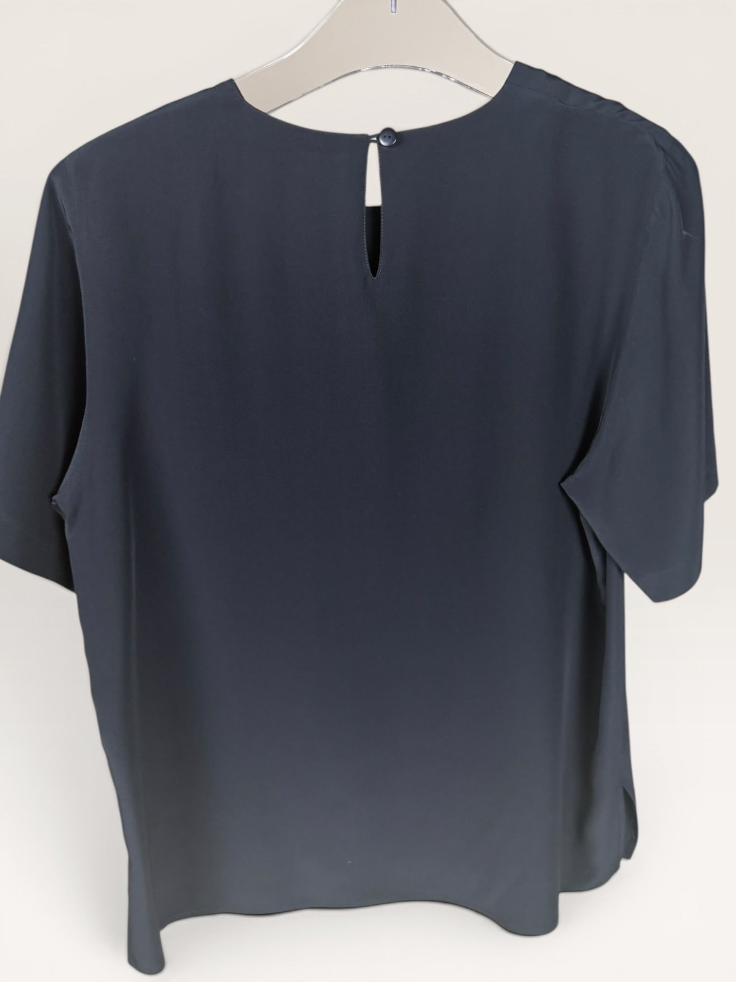 Galinda Wang Black Keyhole Back Blouse