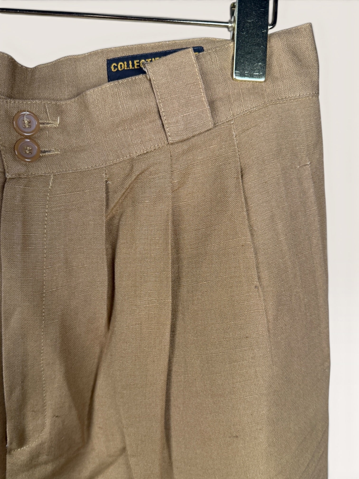 Collectible Gold Men's Tan Casual Pants