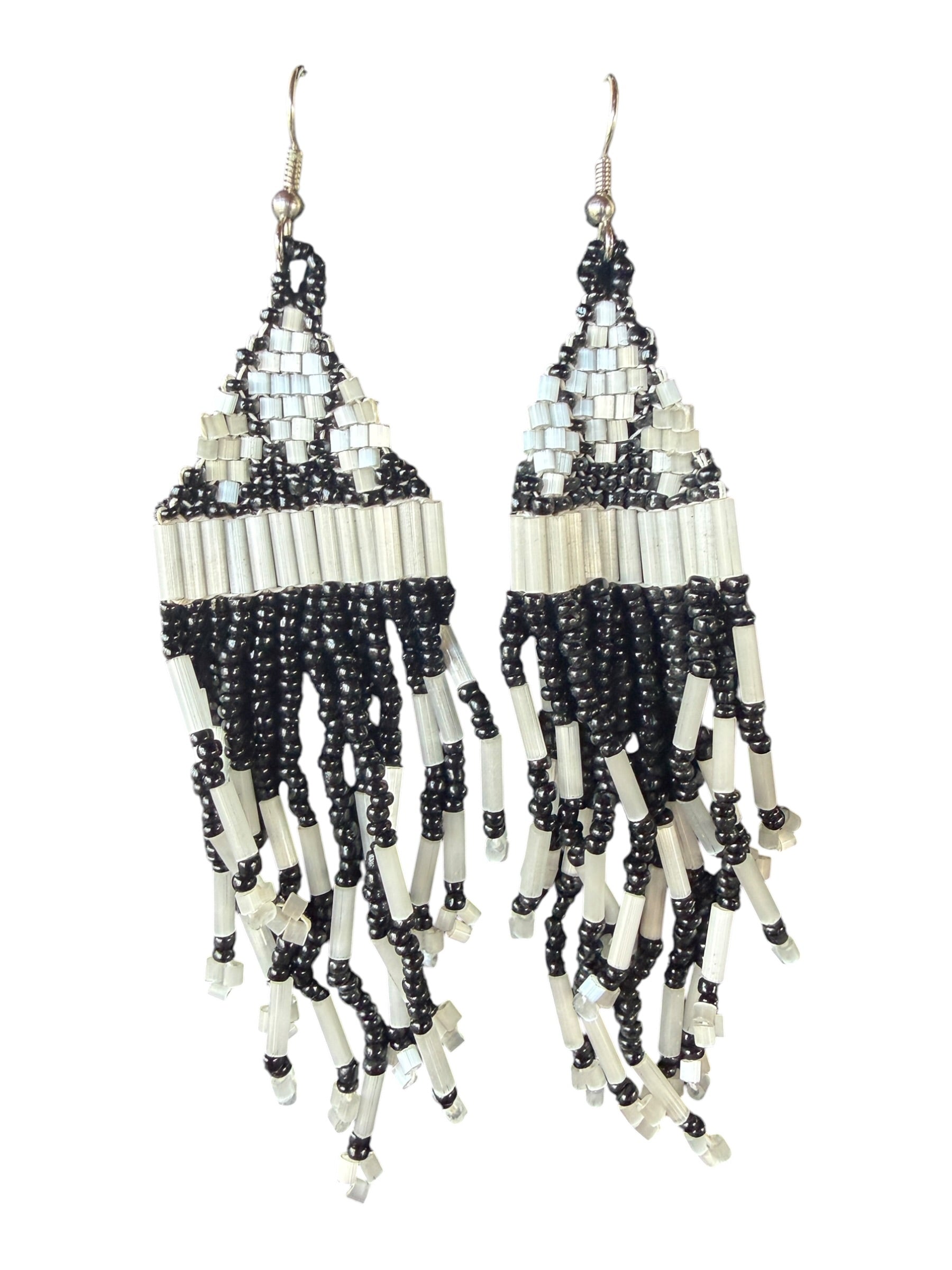 Black and White Beaded Necklace, Early 20th Century
