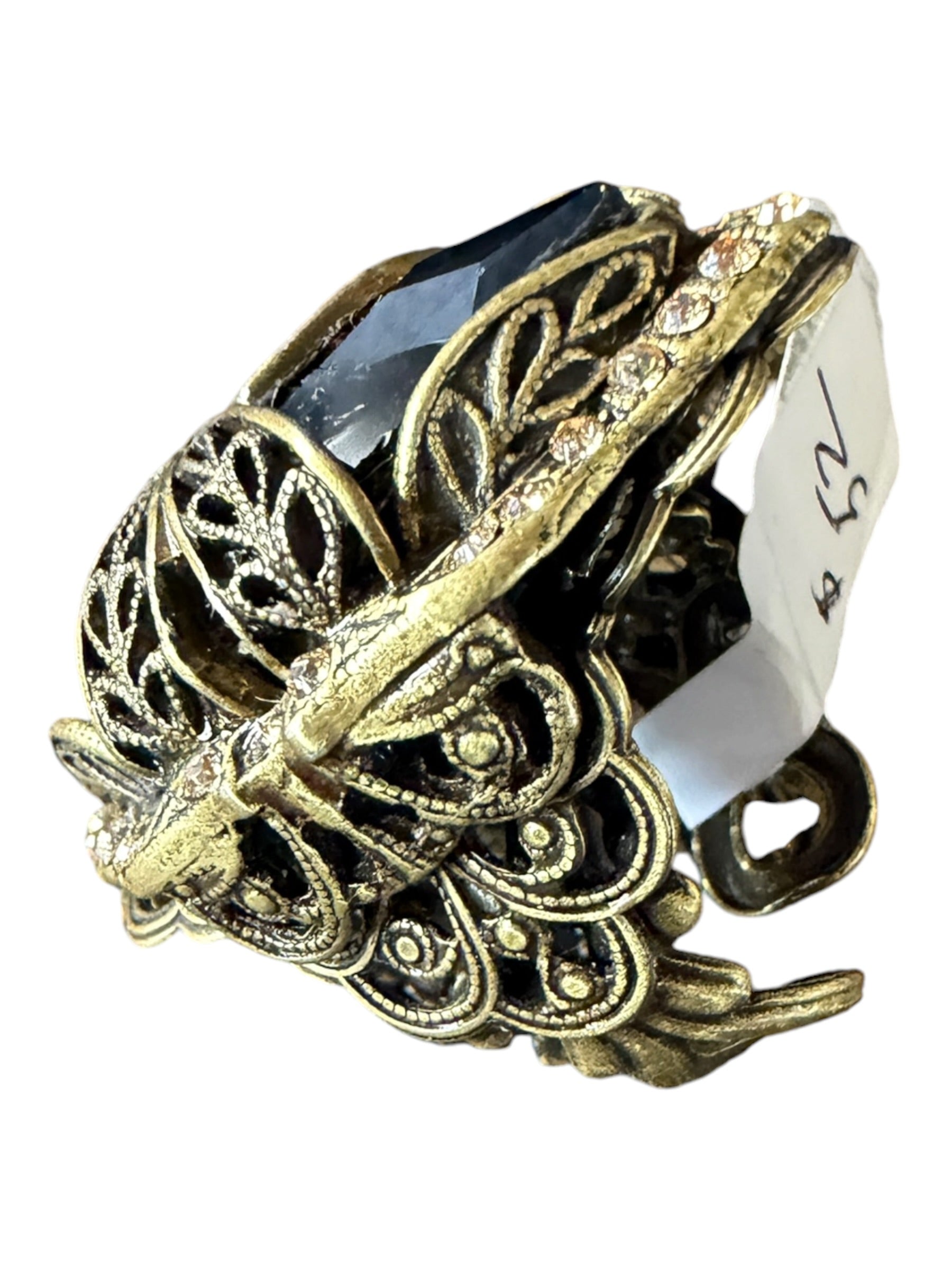 Sweet Romance Vintage Gold-Tone Filigree Ring with Black Stones