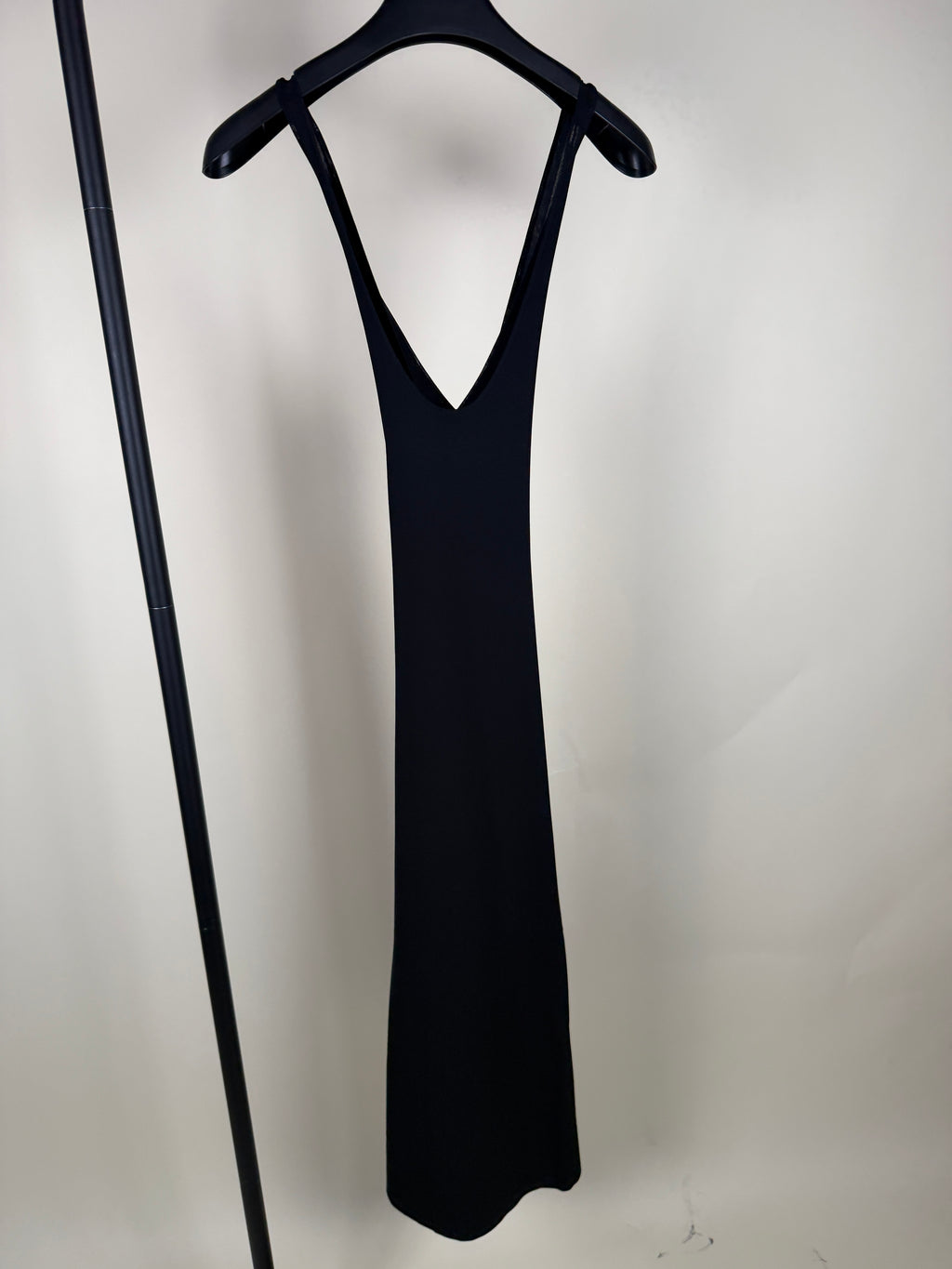 Salvatore Ferragamo Black Sleeveless Maxi Slip Dress with Deep V-Neck and Body-Con Silhouette - photo 7