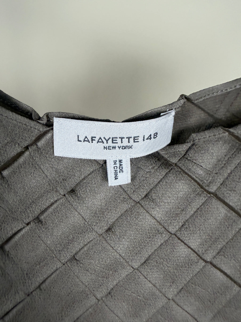 Lafayette 148 New York Grey Midi Shift Dress with Diamond Quilted Texture - photo 8