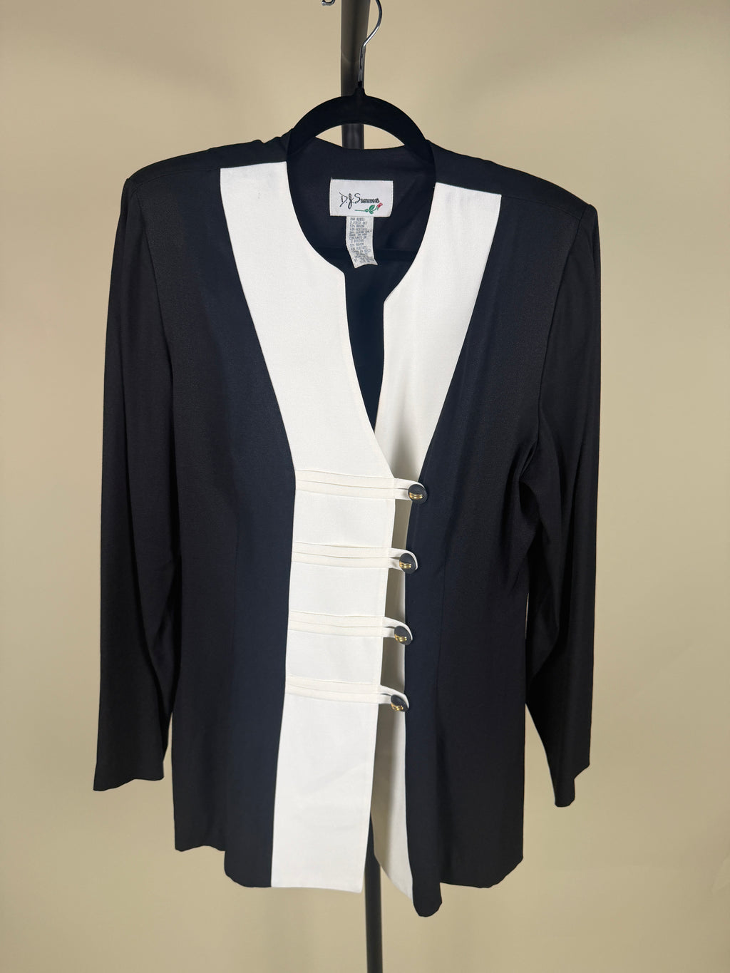 D.J. Summers Black and White Color-Block Blazer (1980s) - 57% Rayon / 43% Acetate - photo 6